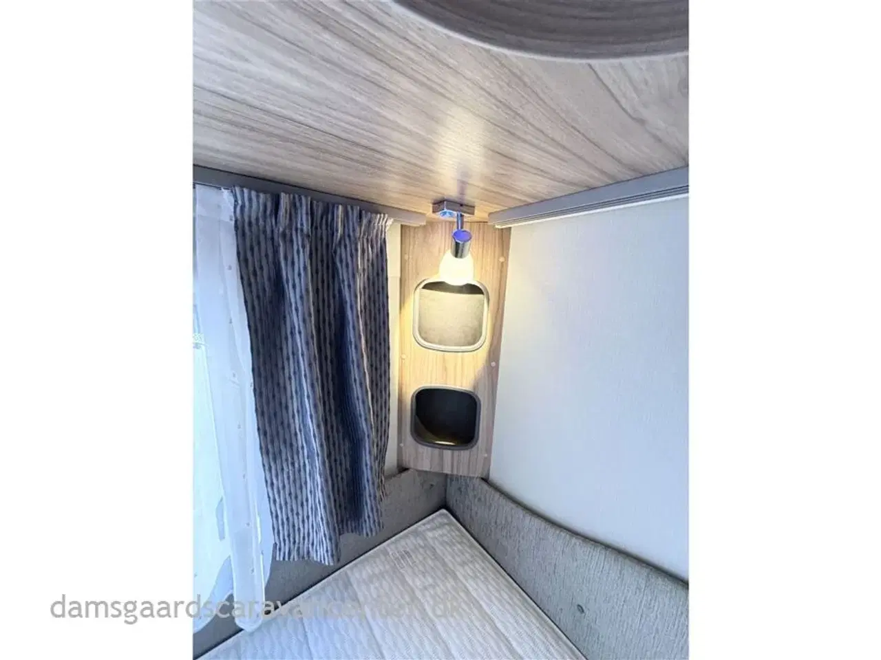 Billede 14 - 2021 - Hymer Feeling 425   Dobbeltseng-Gulvtemp.-Mover-Shadow