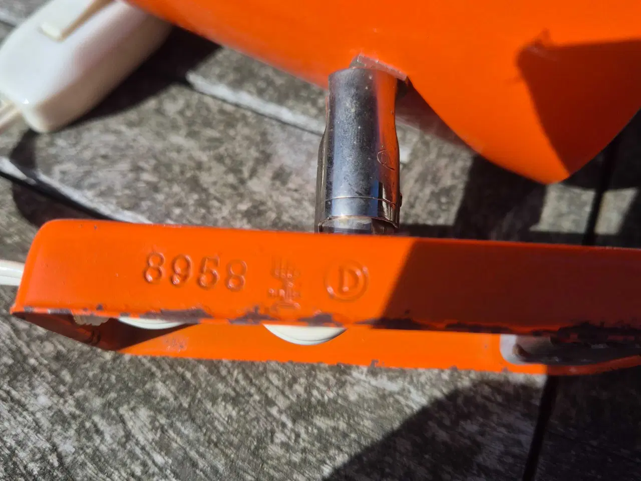 Billede 15 - Herlig orange væglampe 