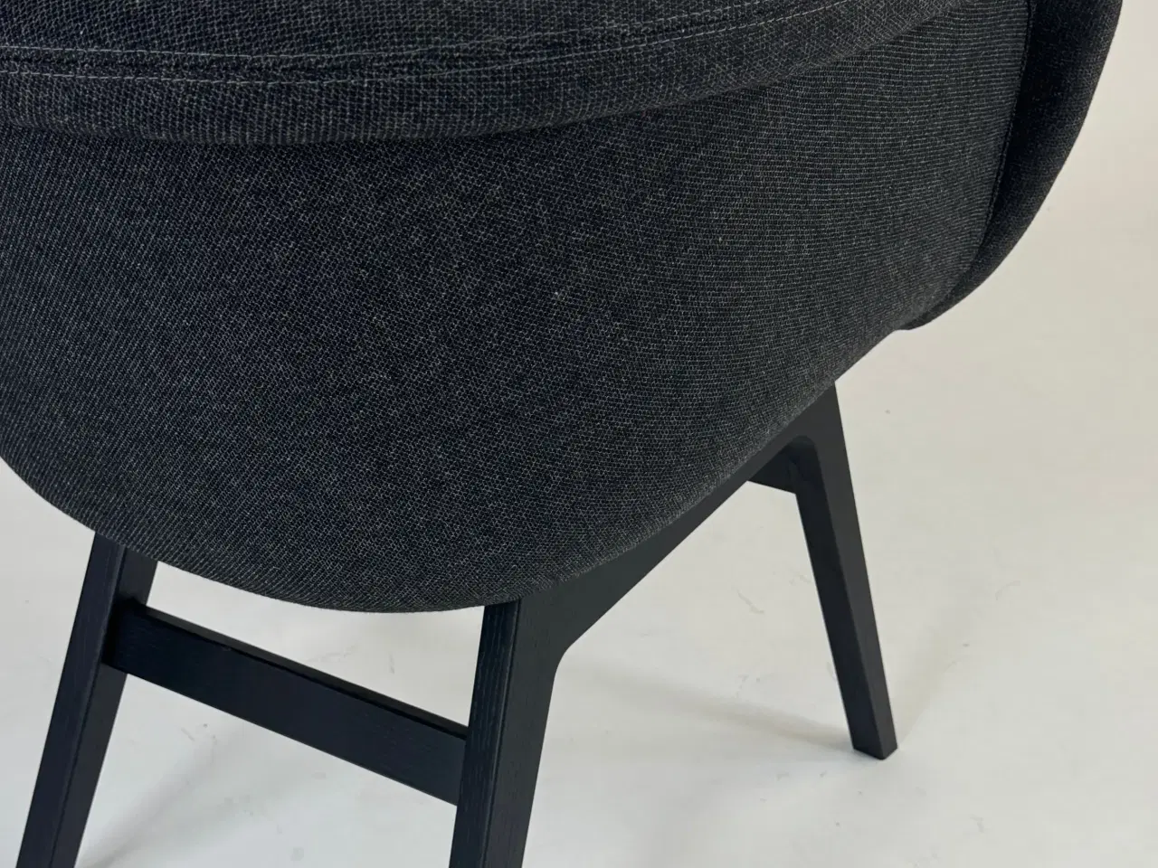 Billede 8 - +Halle | Chester Loungestol (Kvadrat Rewool 198)