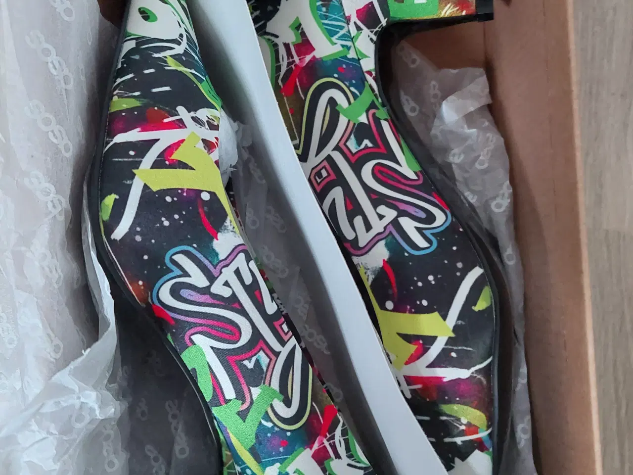 Billede 3 - Nye grafitti pumps 