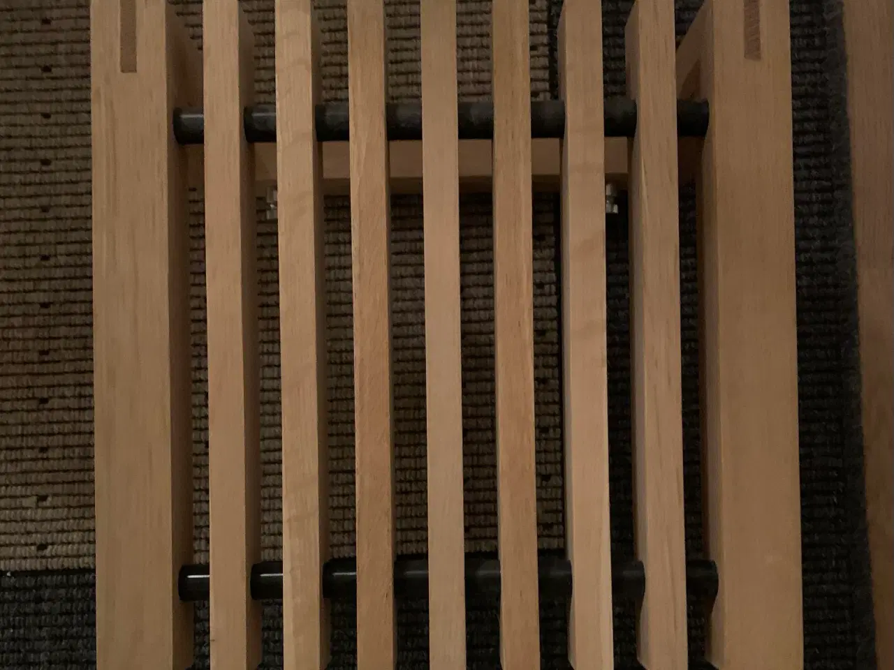 Billede 2 - Trip trap knagerække, egd