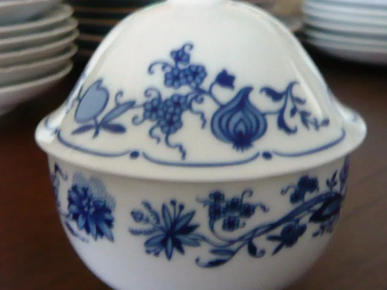 Billede 10 - Diverse Løgmønstret porcelæn