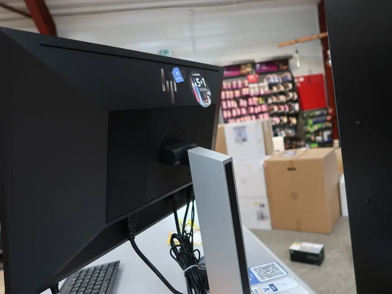 Billede 3 - Computerskærm HP, tastatur, mus, håndscanner, computer LENOVO