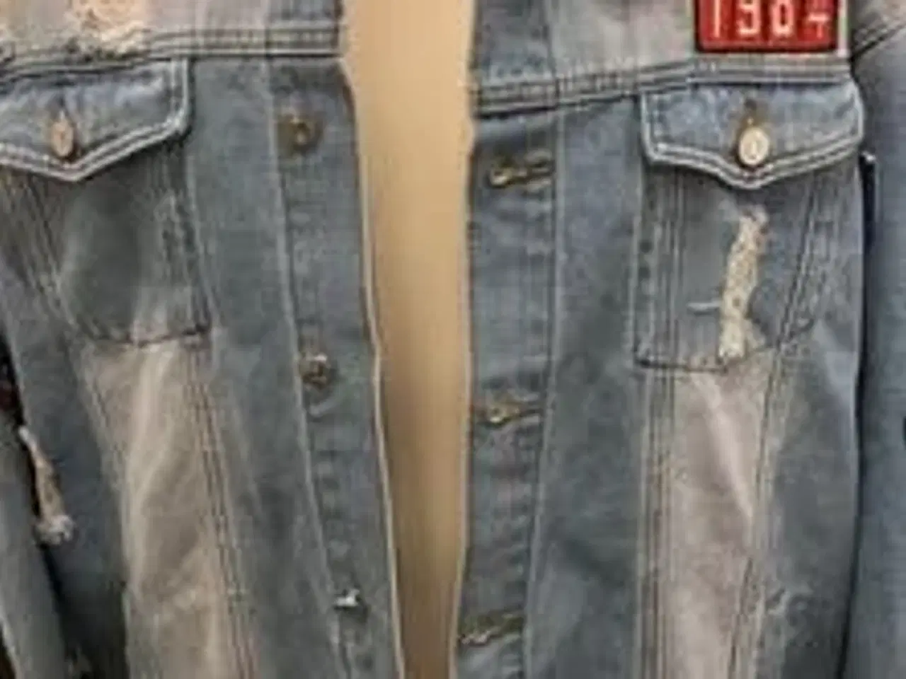 Billede 1 - Smart cowboyjakke med påsyede badges 