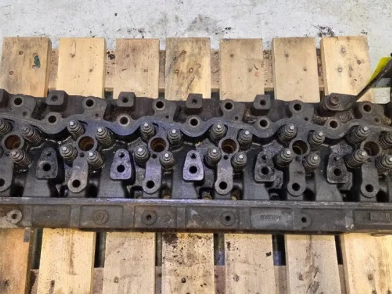 Billede 12 - John Deere 6068   Topstykke   RE567118 