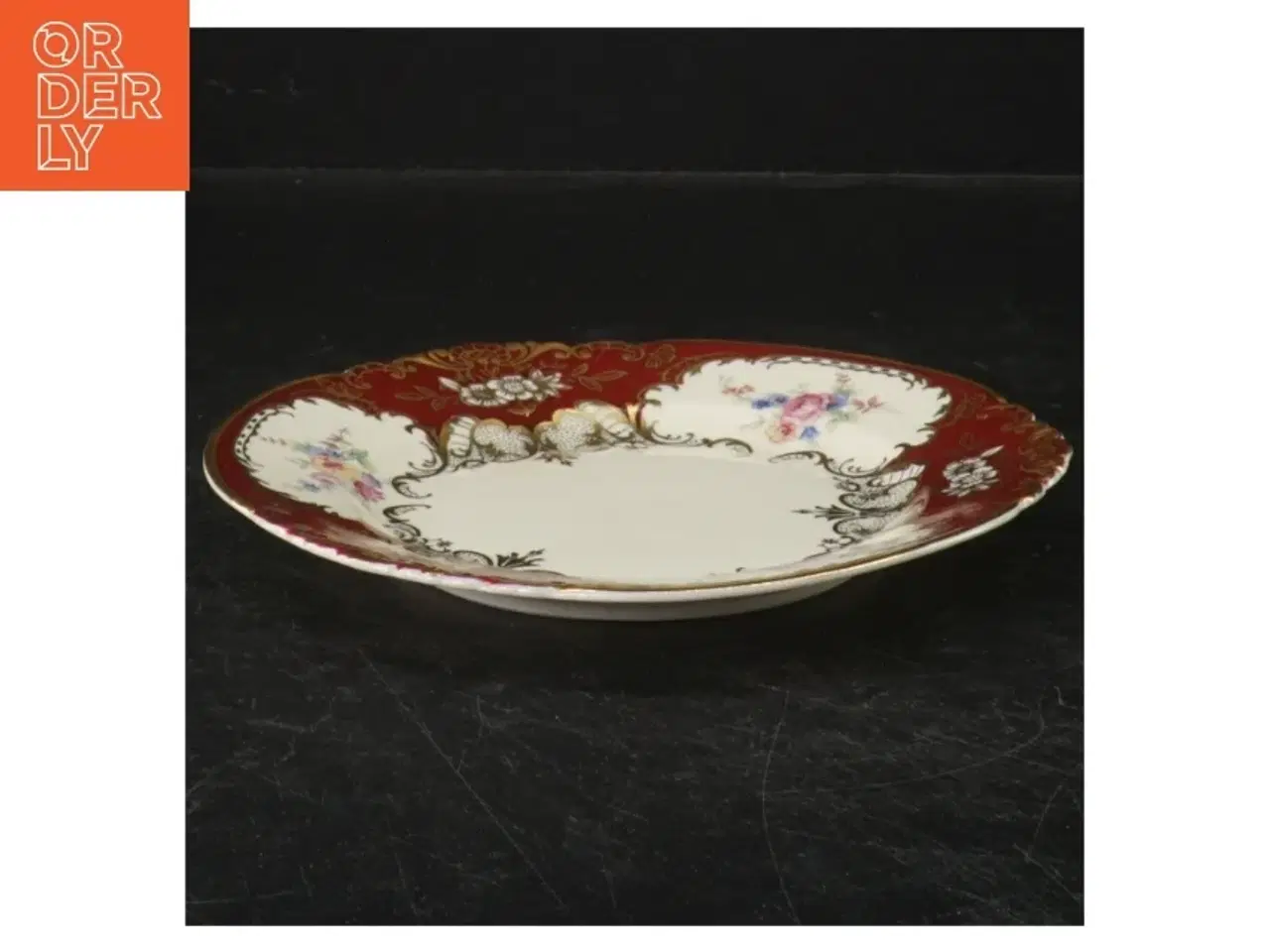 Billede 2 - Dekorative tallerkener, 4 stk. (str. Ø. 17 cm. 4 stykker)