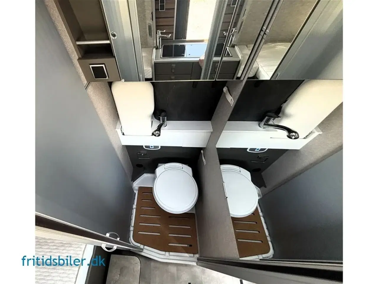 Billede 6 - 2024 - Hymer Ayers Rock 140 HK   Hymer Ayers rock top modellen af Hymers campervan på KUN 541 cm.