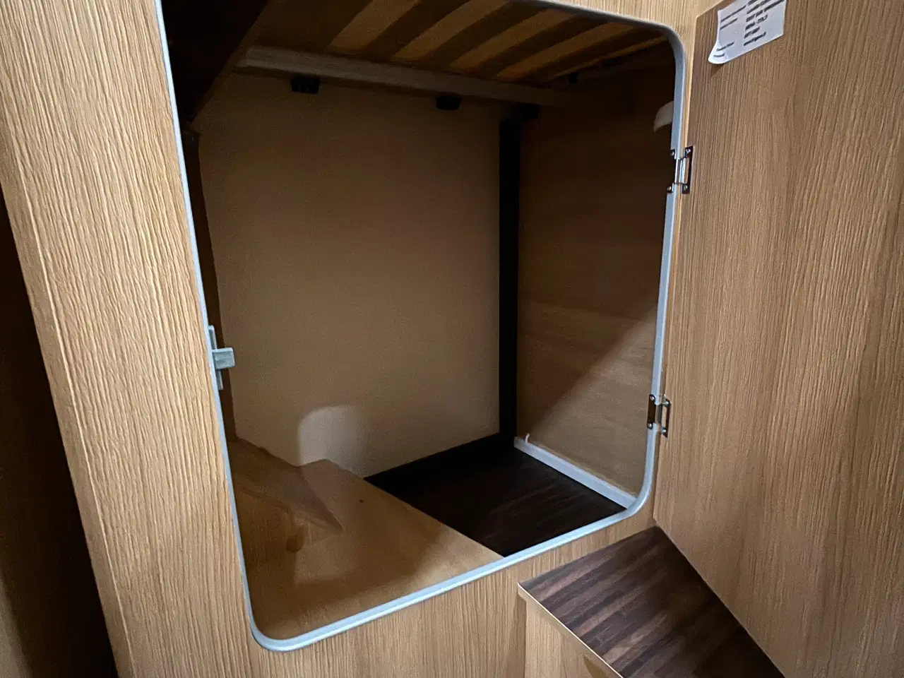 Billede 11 - Autocamper til salg - McLouis MC4 273