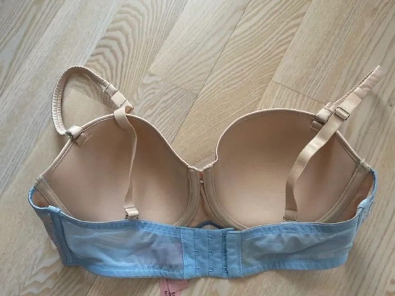 Billede 2 - Ny bh fra Hunkemöller 75D med blonder 