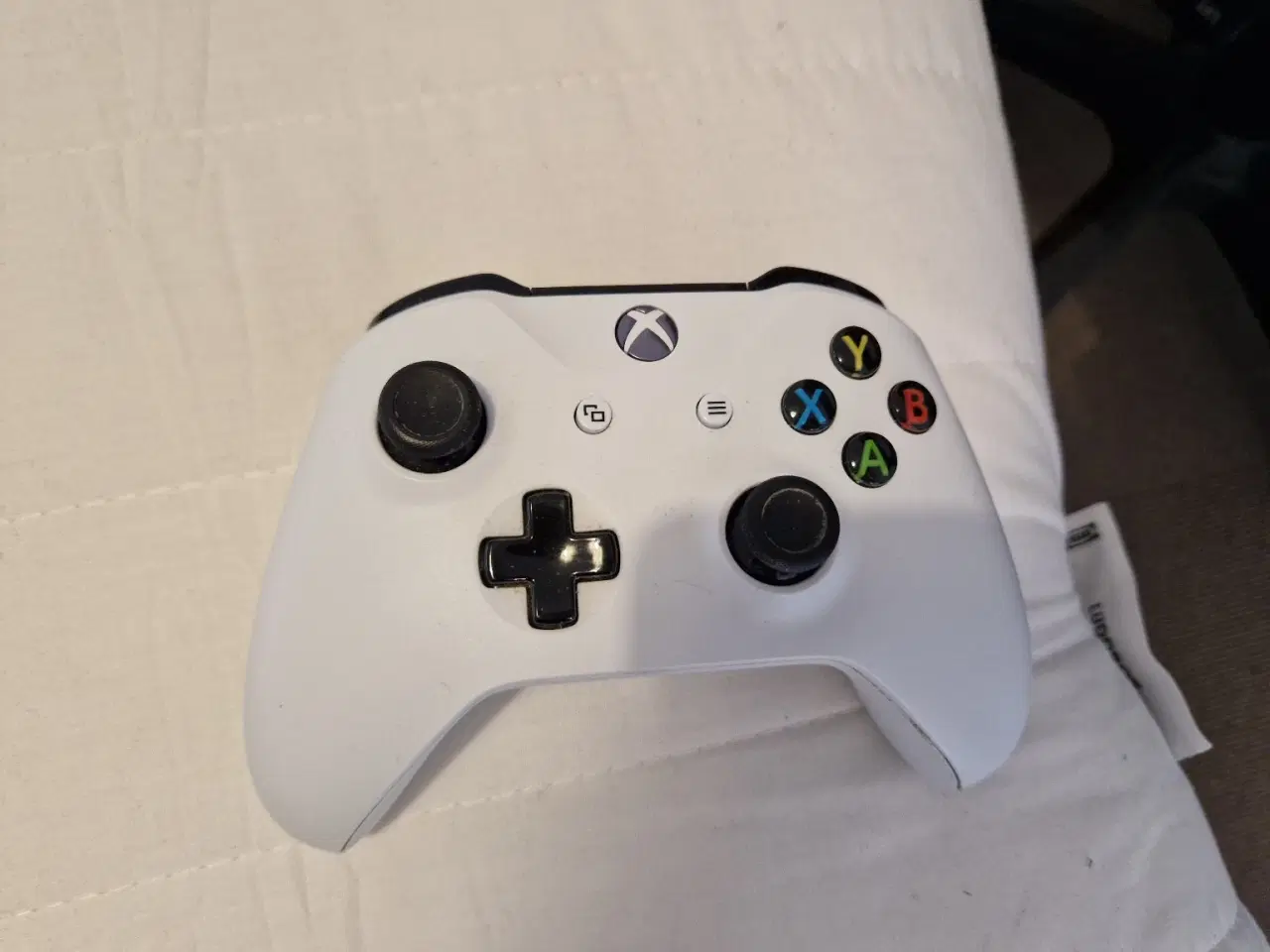 Billede 3 - 🎮 Xbox One 1TB + Spilpakke til Salg 🎮