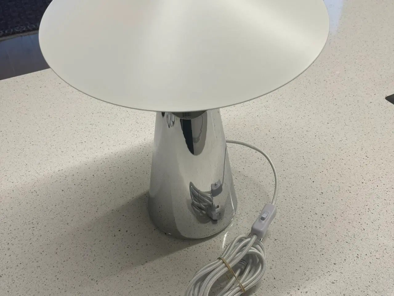 Billede 1 - Taido bordlampe af metal, krom