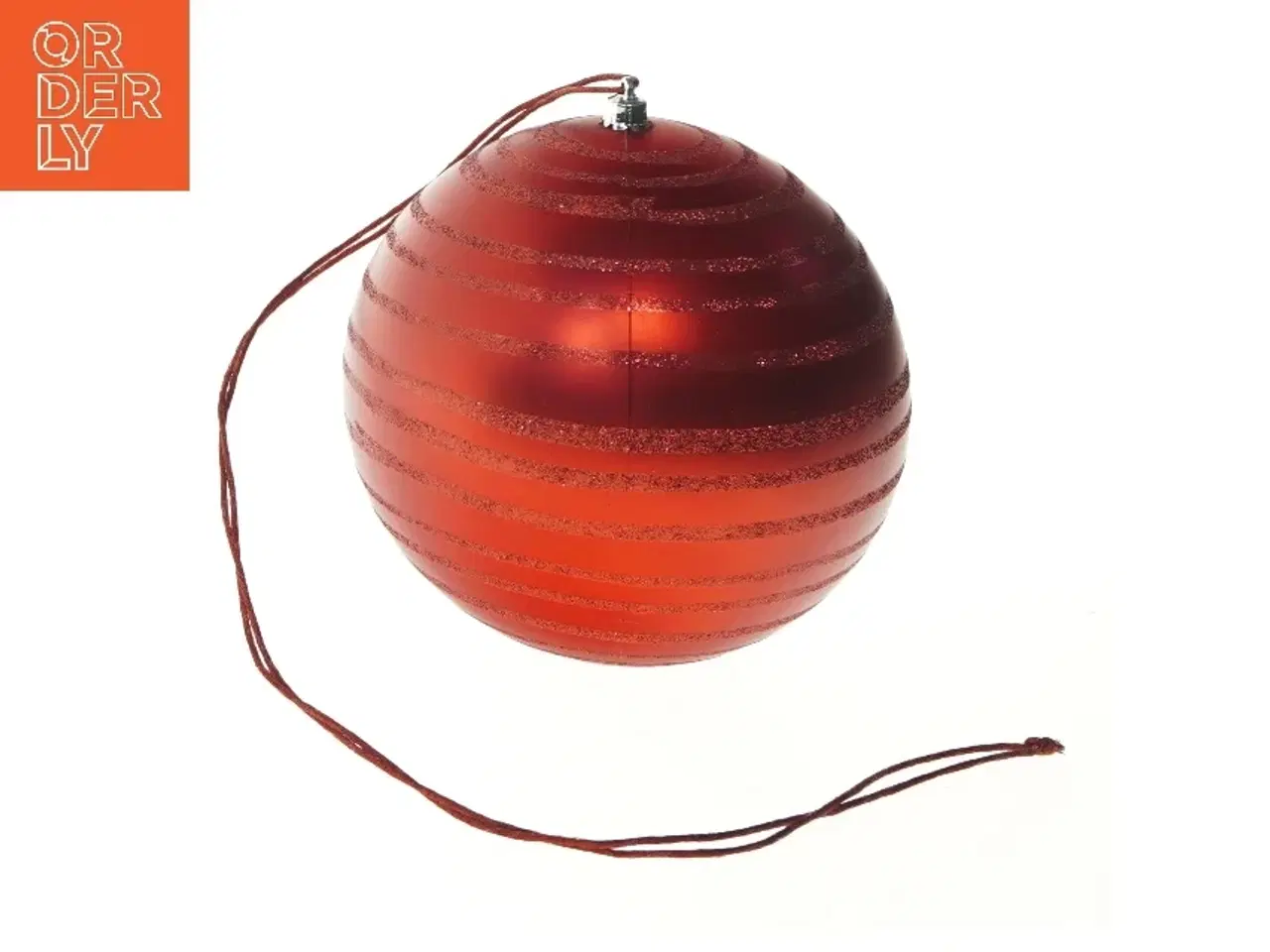Billede 1 - Rød julekugle med snor (str. 16 cm)