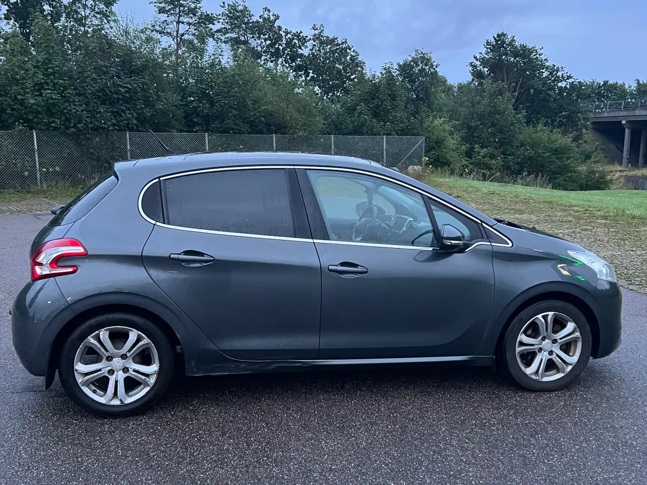 Billede 2 - Peugeot 208 1,2 Vti 82 Hk 5-d, benzin Model 2012