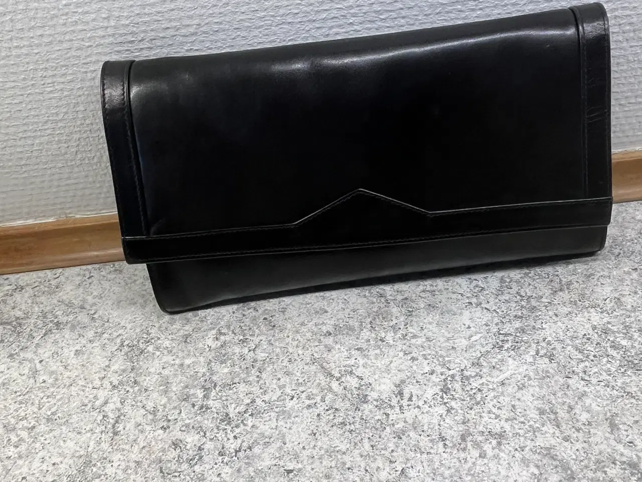 Billede 1 - Retro kuverttaske med aftagelig rem