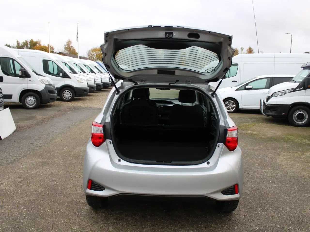 Billede 10 - Toyota Yaris 1,5 Hybrid H2 e-CVT Van