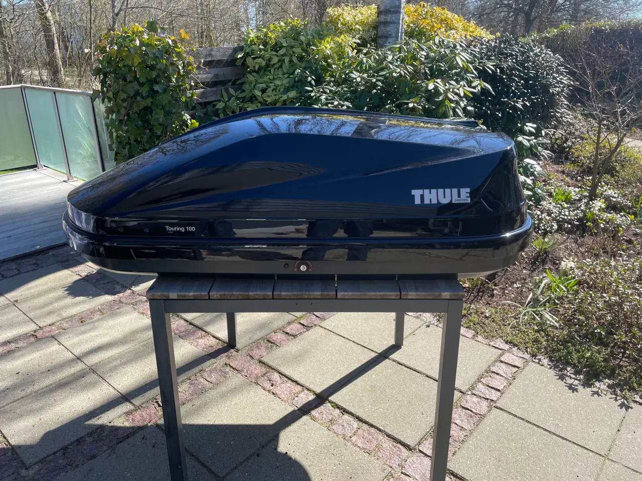 Billede 1 - Thule Touring 100 tagboks med bøjle til ophæng