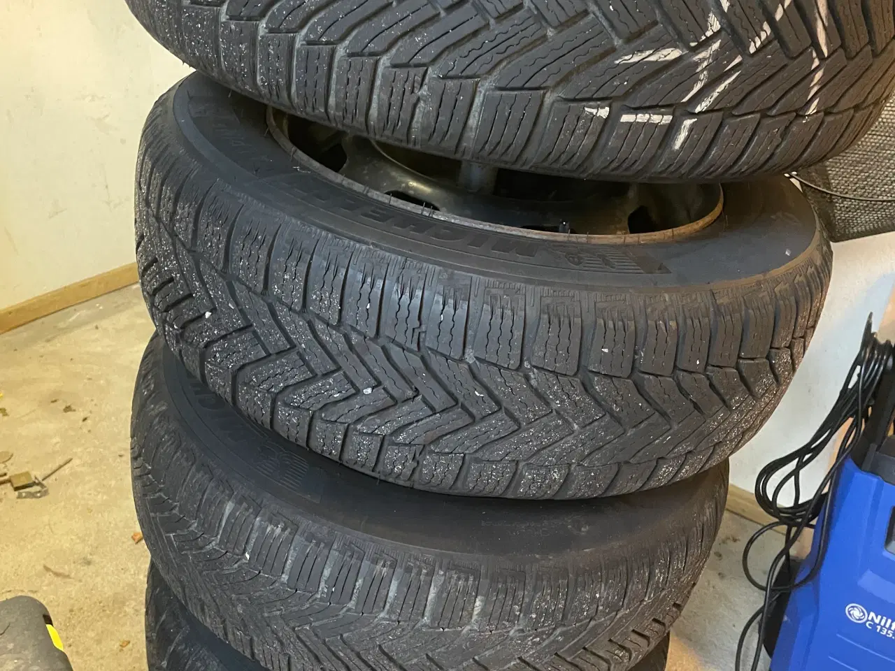 Billede 3 - 4 Vinterdæk. 