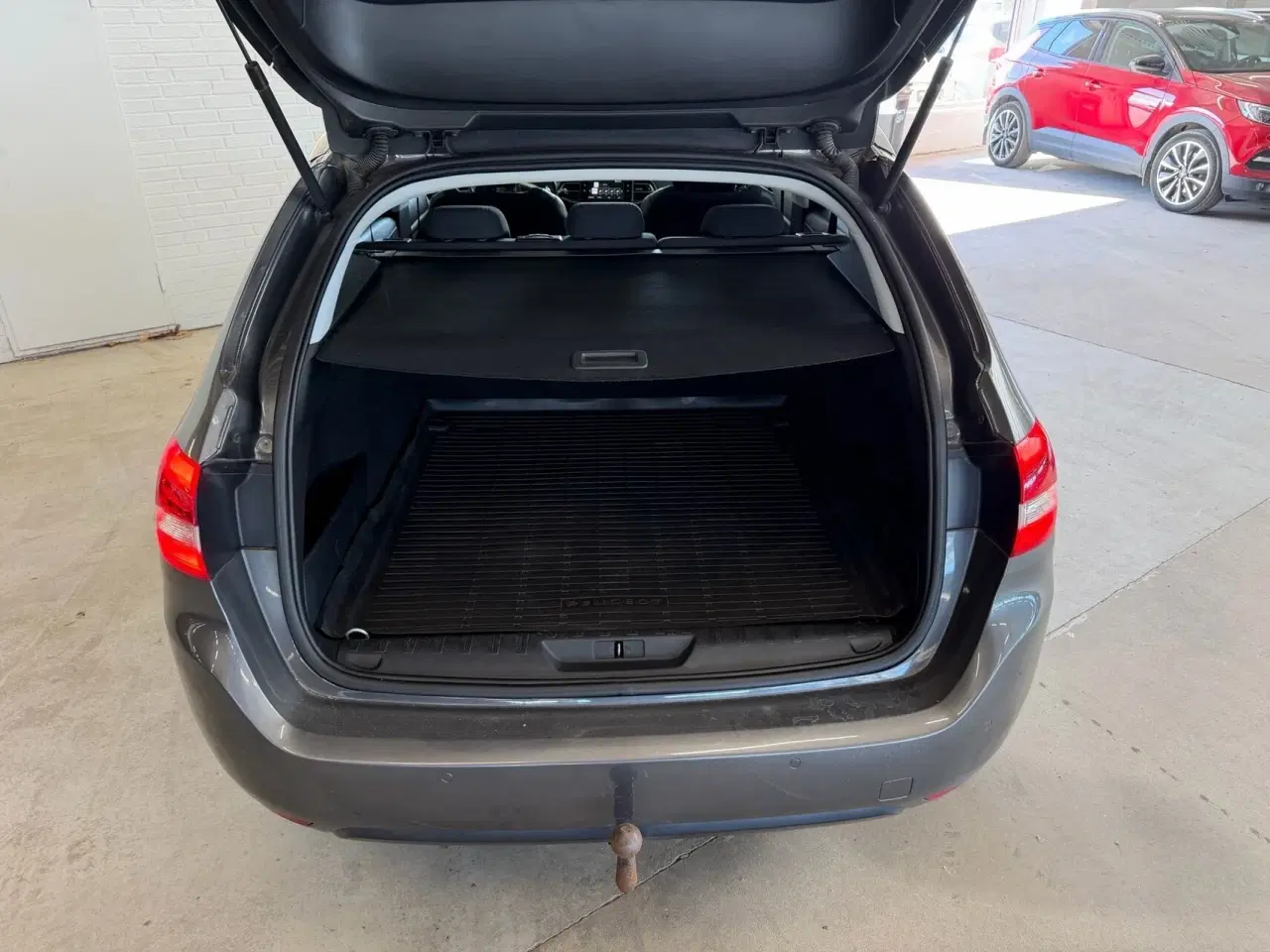 Billede 4 - Peugeot 308 SW 1,6 BlueHDi Allure+ 120HK Stc 6g