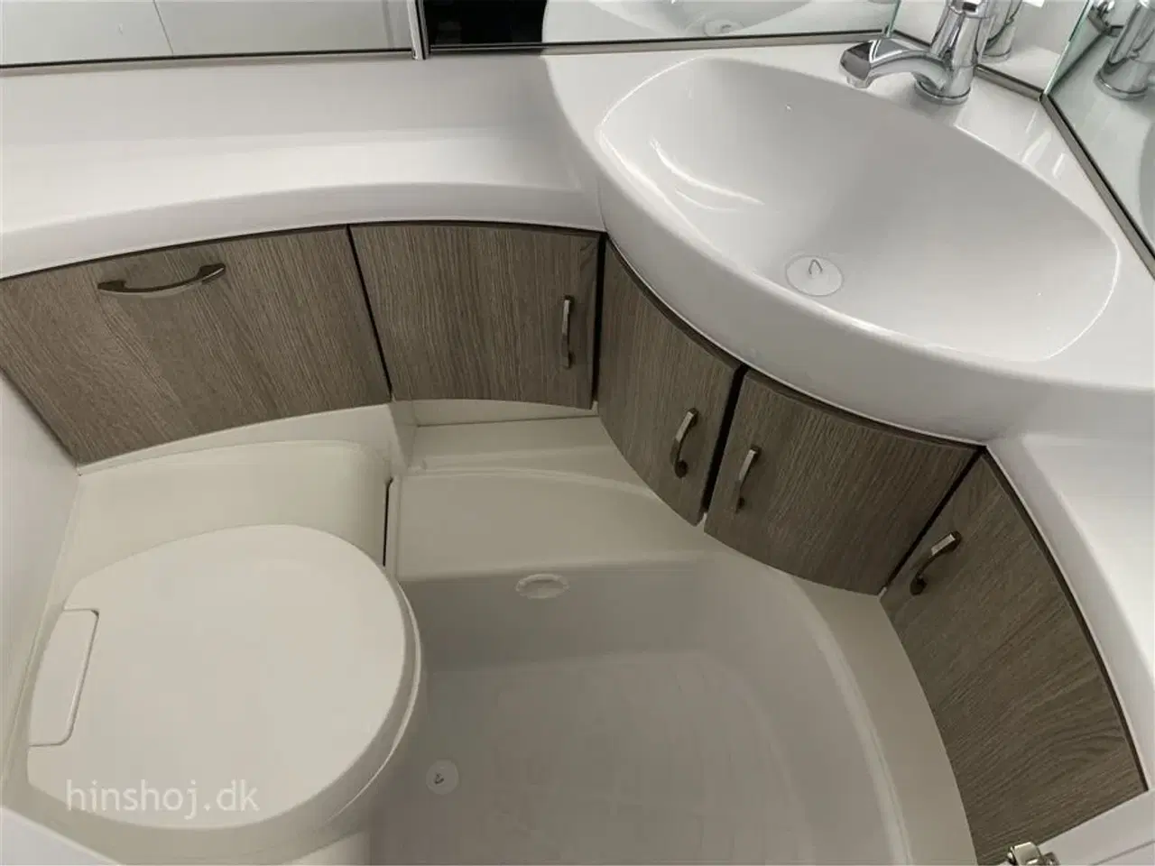 Billede 12 - 2023 - Hobby Prestige 650 KFU   Hobby 650 KFU model med Fransk seng og Køjer fra Hinshøj Caravan A/S