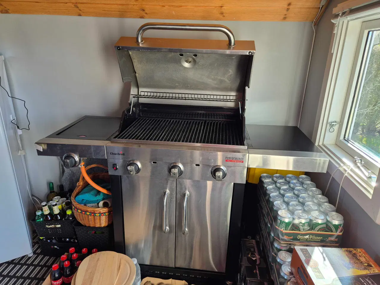 Billede 4 - Char-broil gasgrill med 2 sideborde