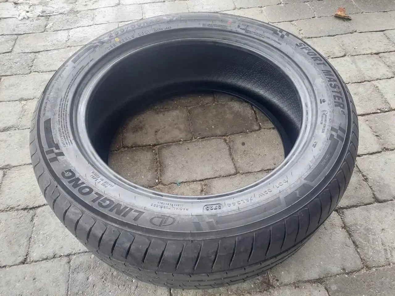 Billede 1 - Sommerdæk 235/50R18
