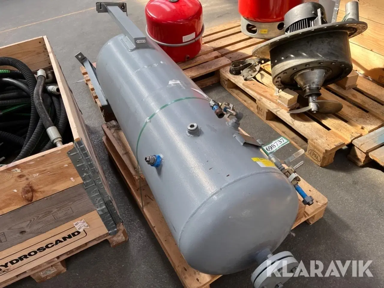 Billede 2 - Tank