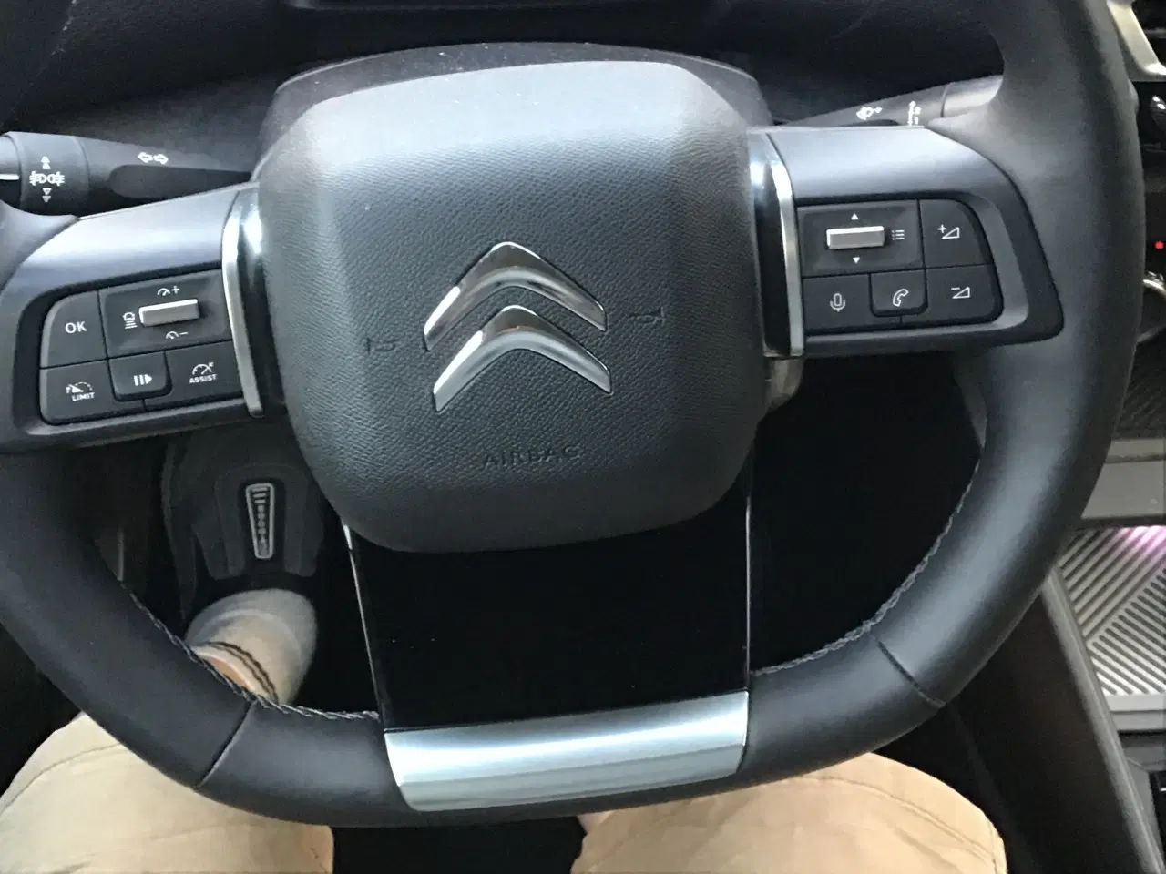 Billede 12 - 1/2 pris - flot Citroën el-bil til salg E-c4 Shine
