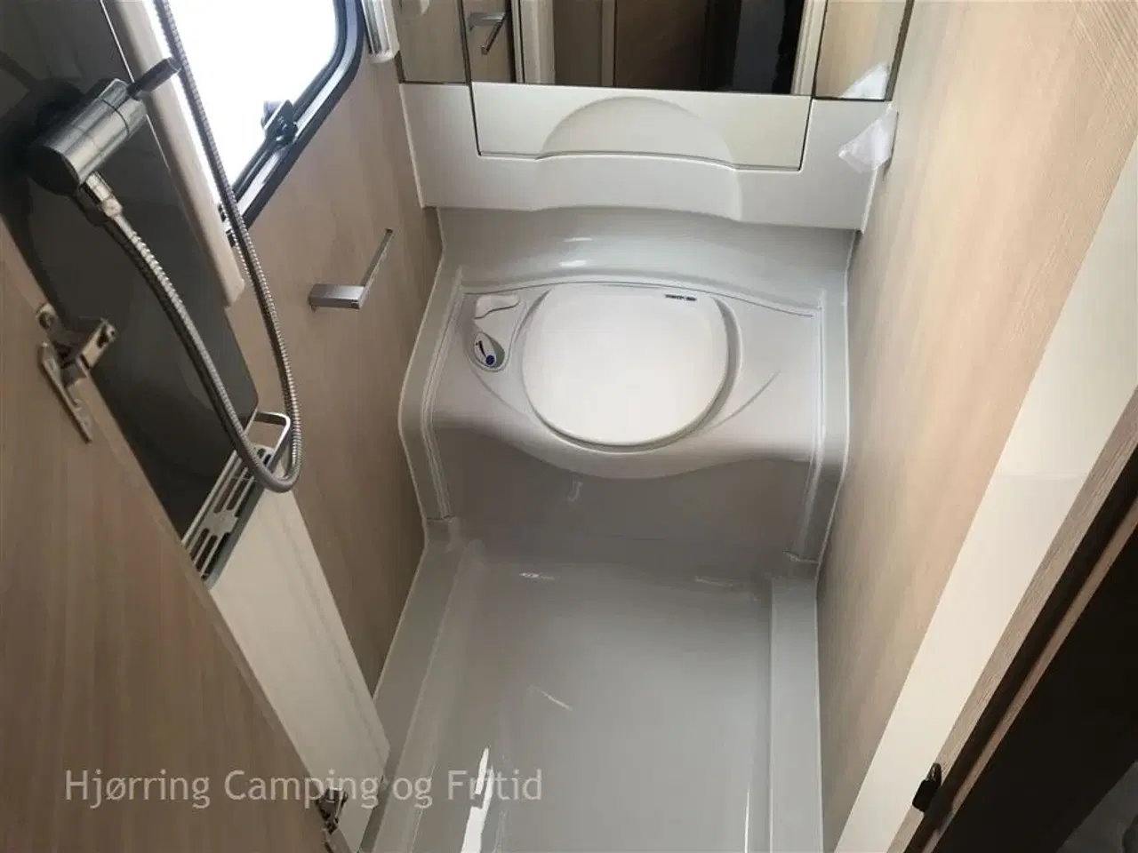 Billede 12 - 2016 - Adria Adora Silver "Jubilæumsmodel" 522 UP m. Alde