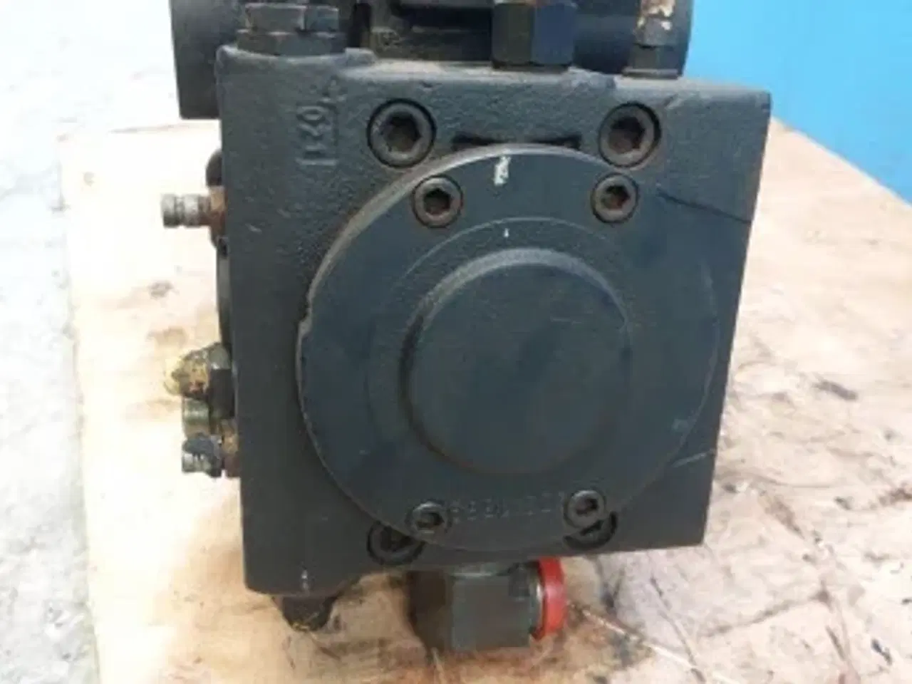 Billede 7 - Case IH9120 Hydrostatikpumpe 125CC  87634754