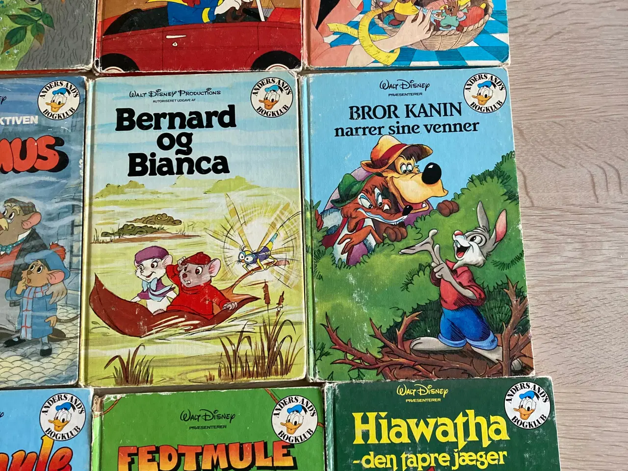 Billede 4 - Disney bøger sælges