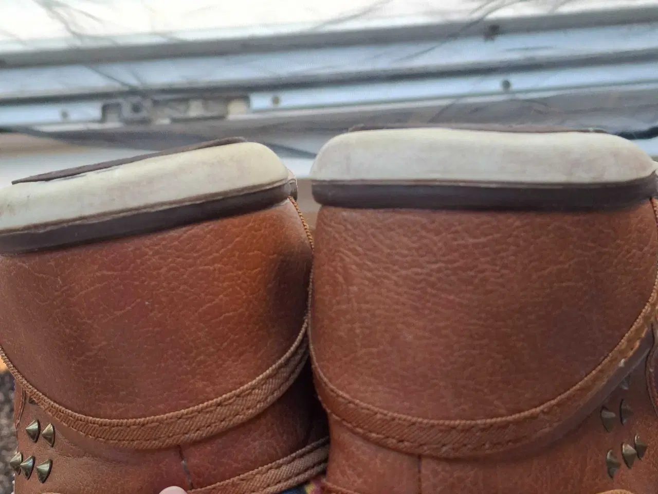 Billede 10 - Hightop Vintage Sneaks i PU-læder str.38