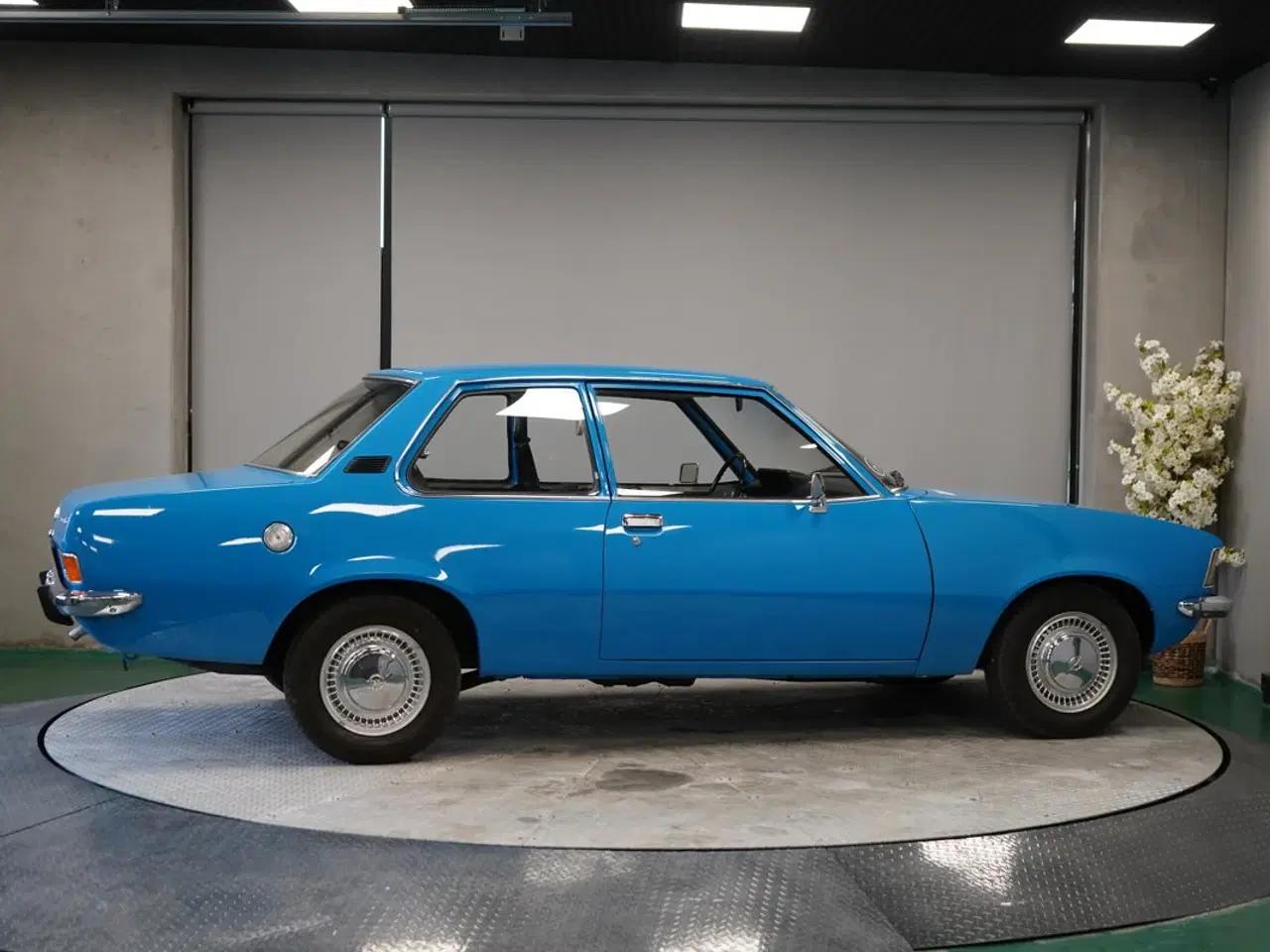 Billede 6 - OPEL REKORD fra 1976 – på auktion 14. maj