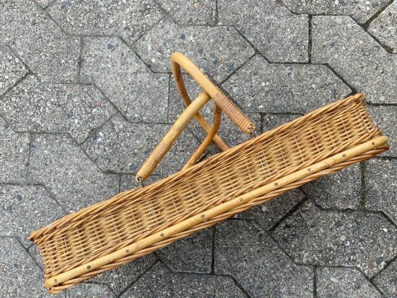 Billede 3 - Serveringsbakke med hank – flet – retro