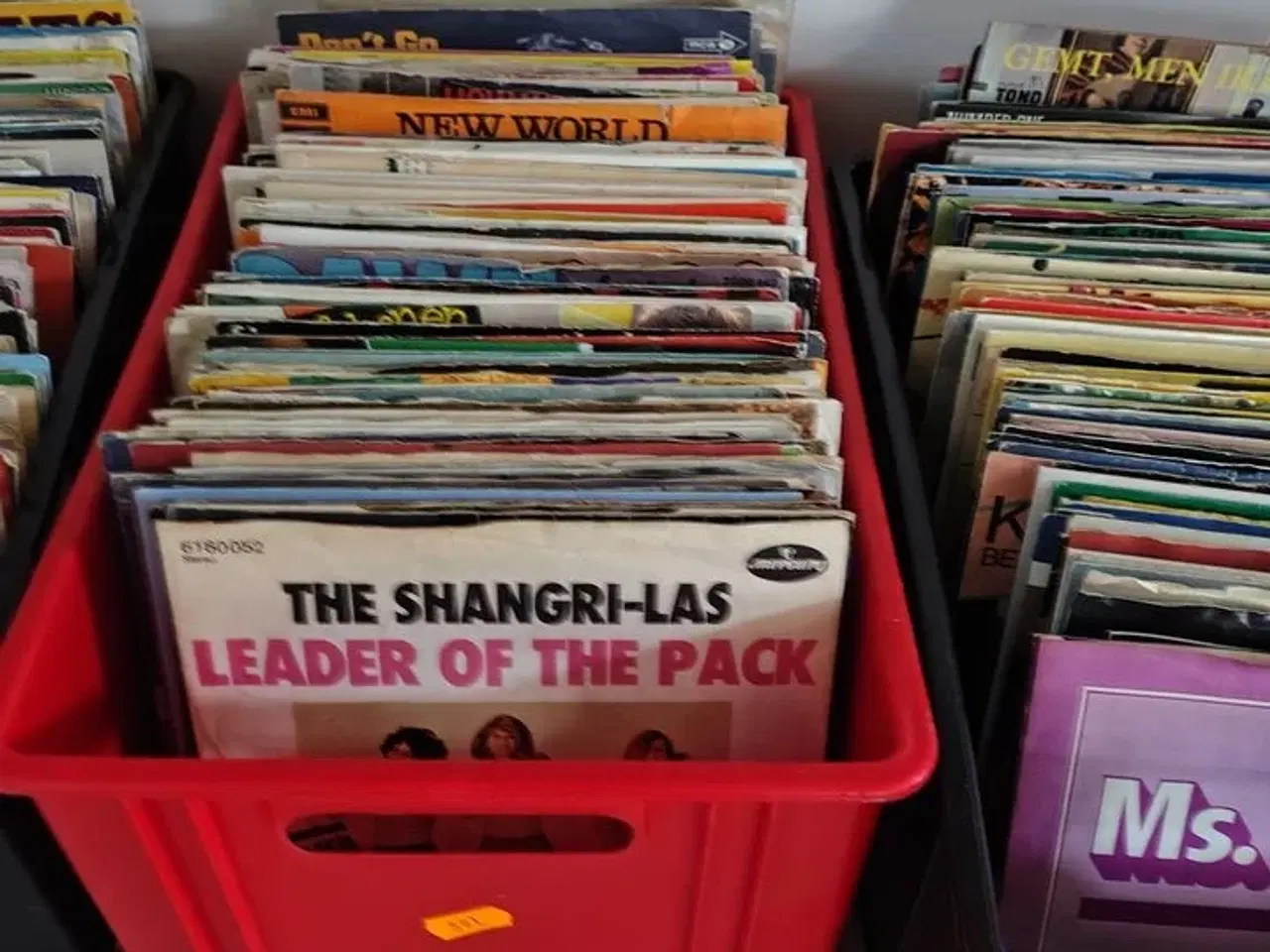 Billede 4 - Parti singler