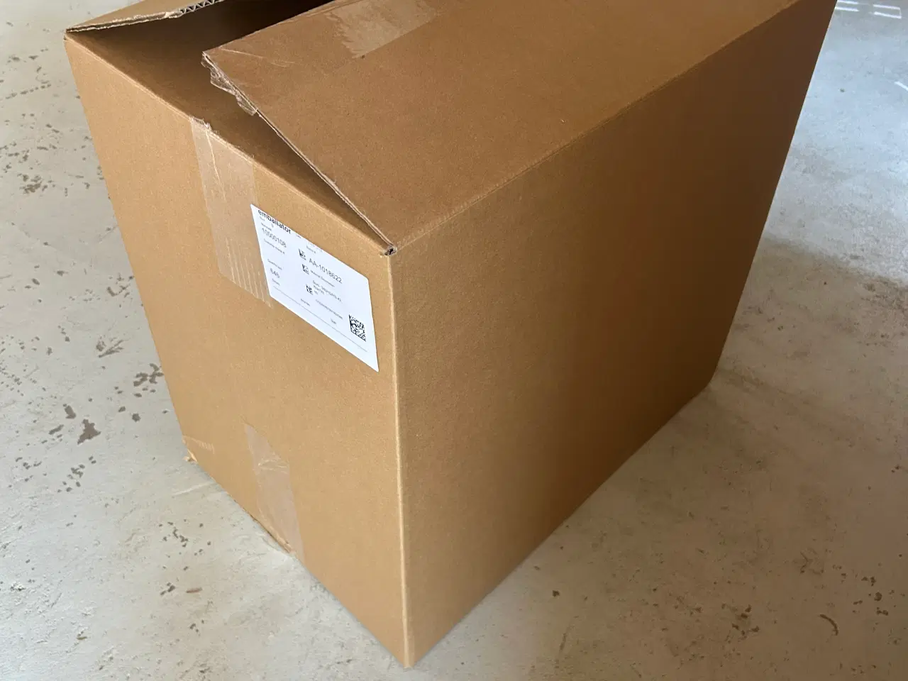 Billede 2 - Plastbæger med låg - 450g bæger til honning