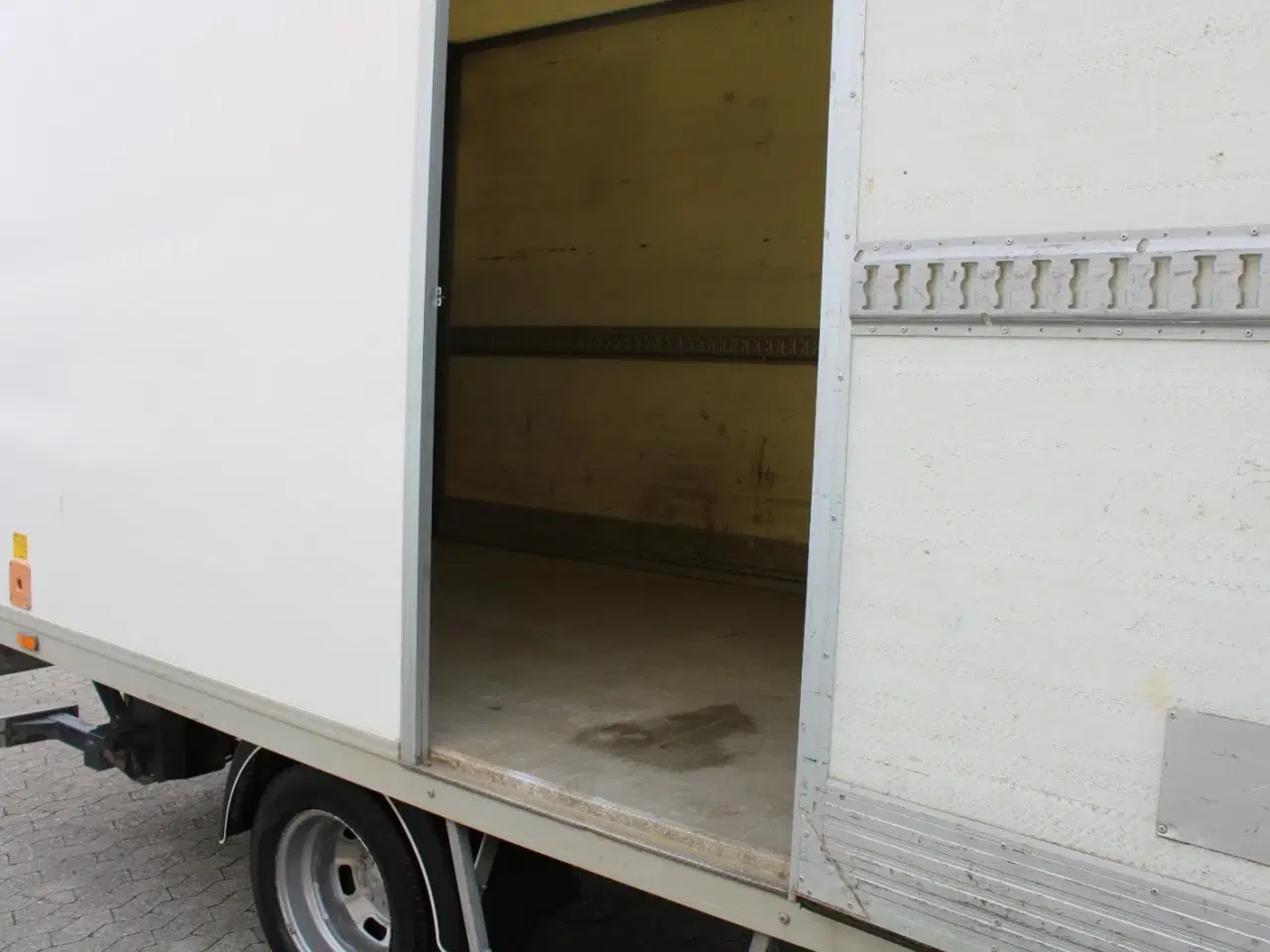 Billede 10 - Iveco Daily 2,3 35C15 Alukasse m/lift