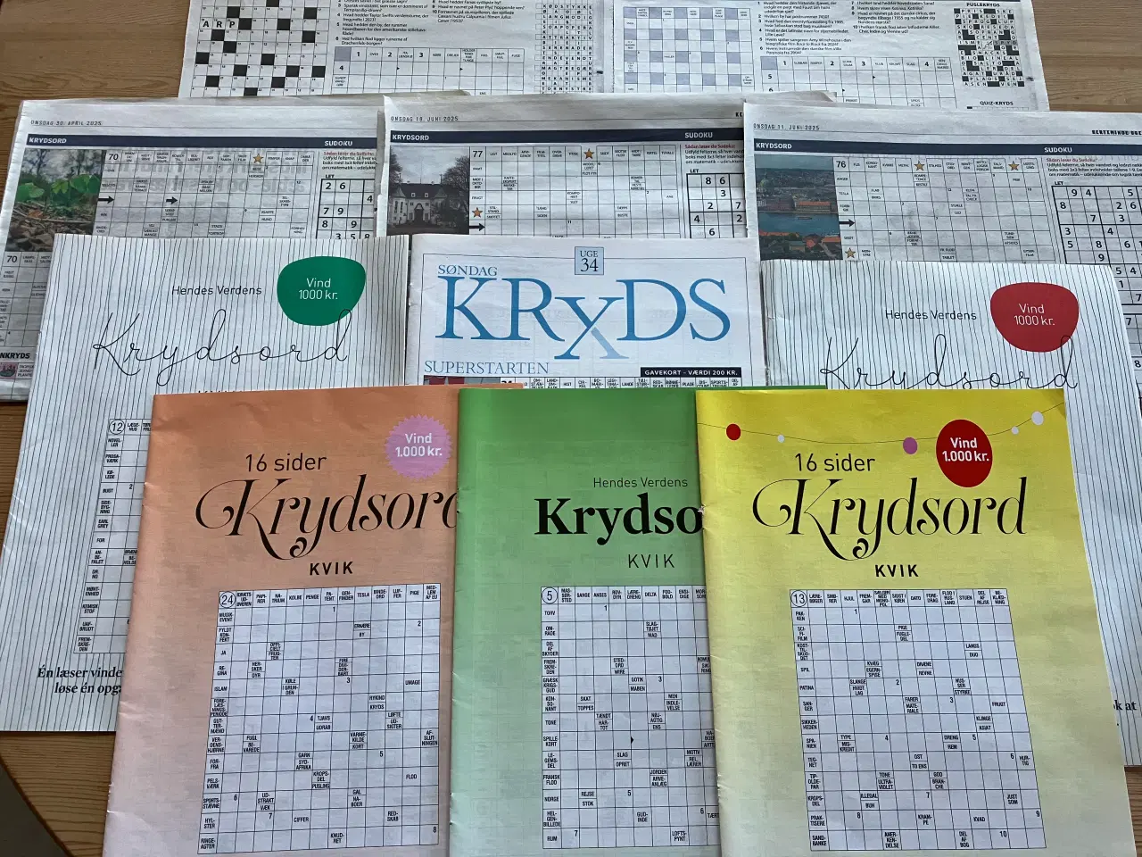 Billede 1 - 3 helt nye krydsordshæfter + flere krydsord