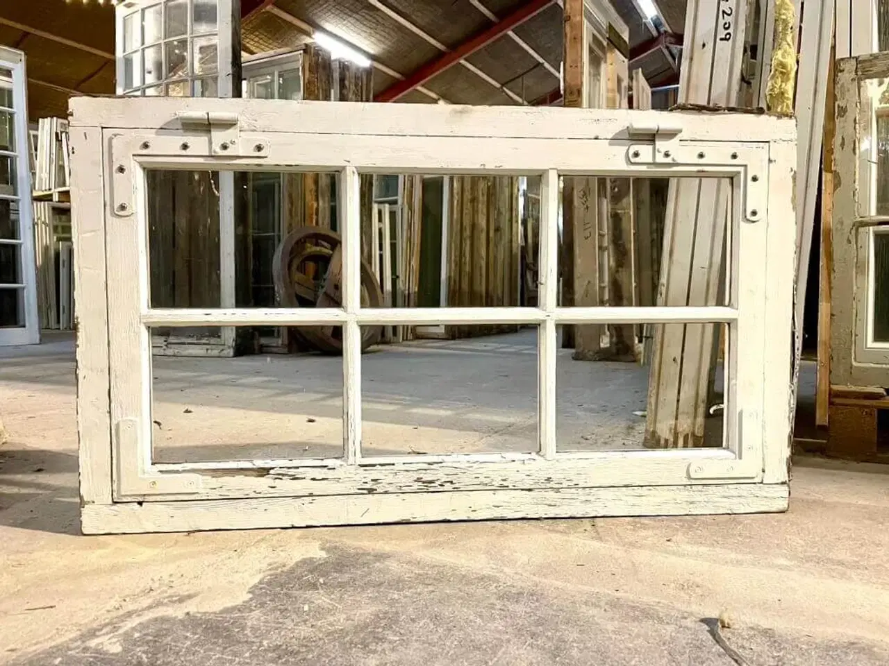 Billede 1 - Originalt, tophængt 6-ruders vindue m. karm