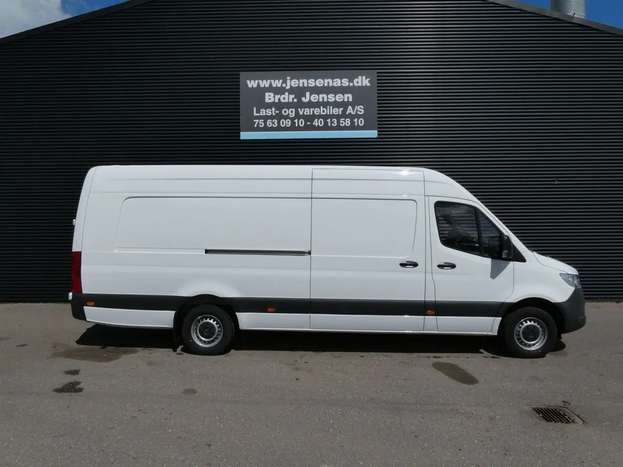Billede 1 - Mercedes-Benz Sprinter 317 2,0 CDI A4 H2 RWD 9G-Tronic 170HK Van Aut.