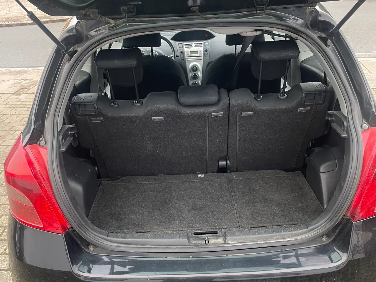 Billede 4 - Toyota Yaris 1,3 benzin