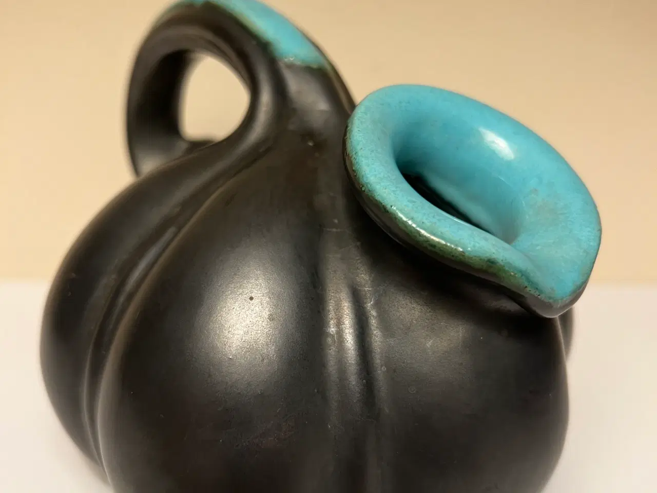 Billede 4 - Smuk Michael Andersen keramik græskar kande 