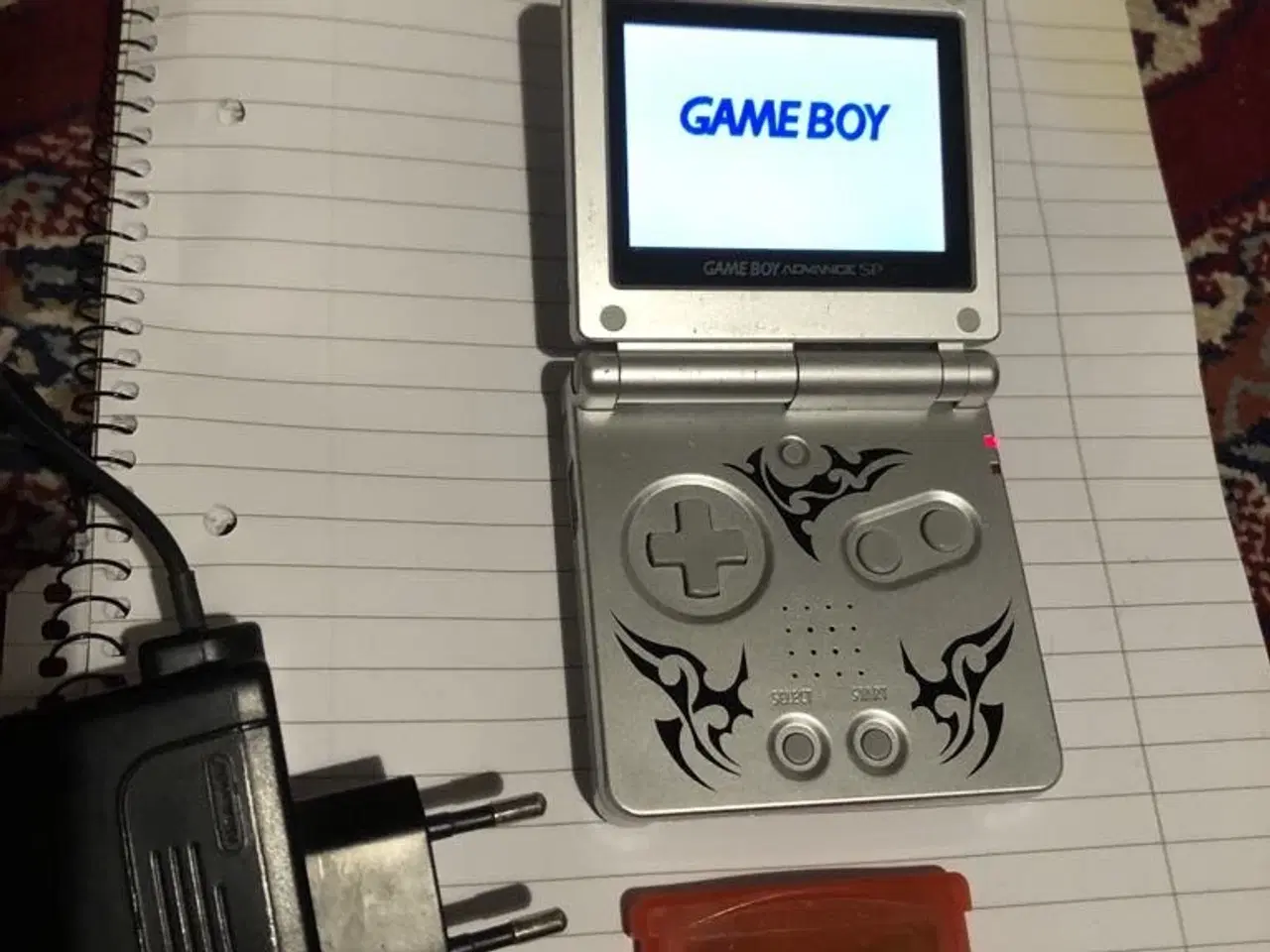 Billede 1 - Tribal Game Boy Advance SP AGS 101+ Pokemon Fire R