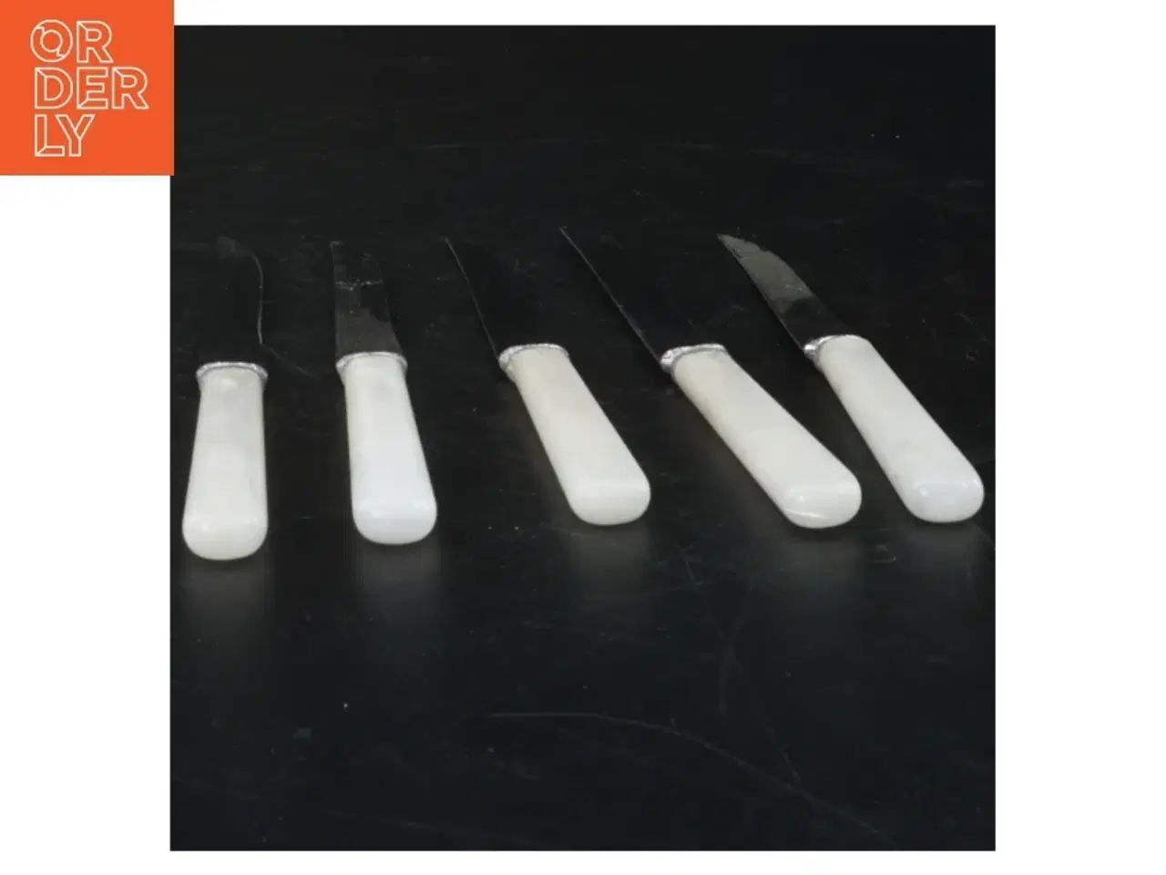 Billede 2 - Sæt med fem knive (str. 18 cm)