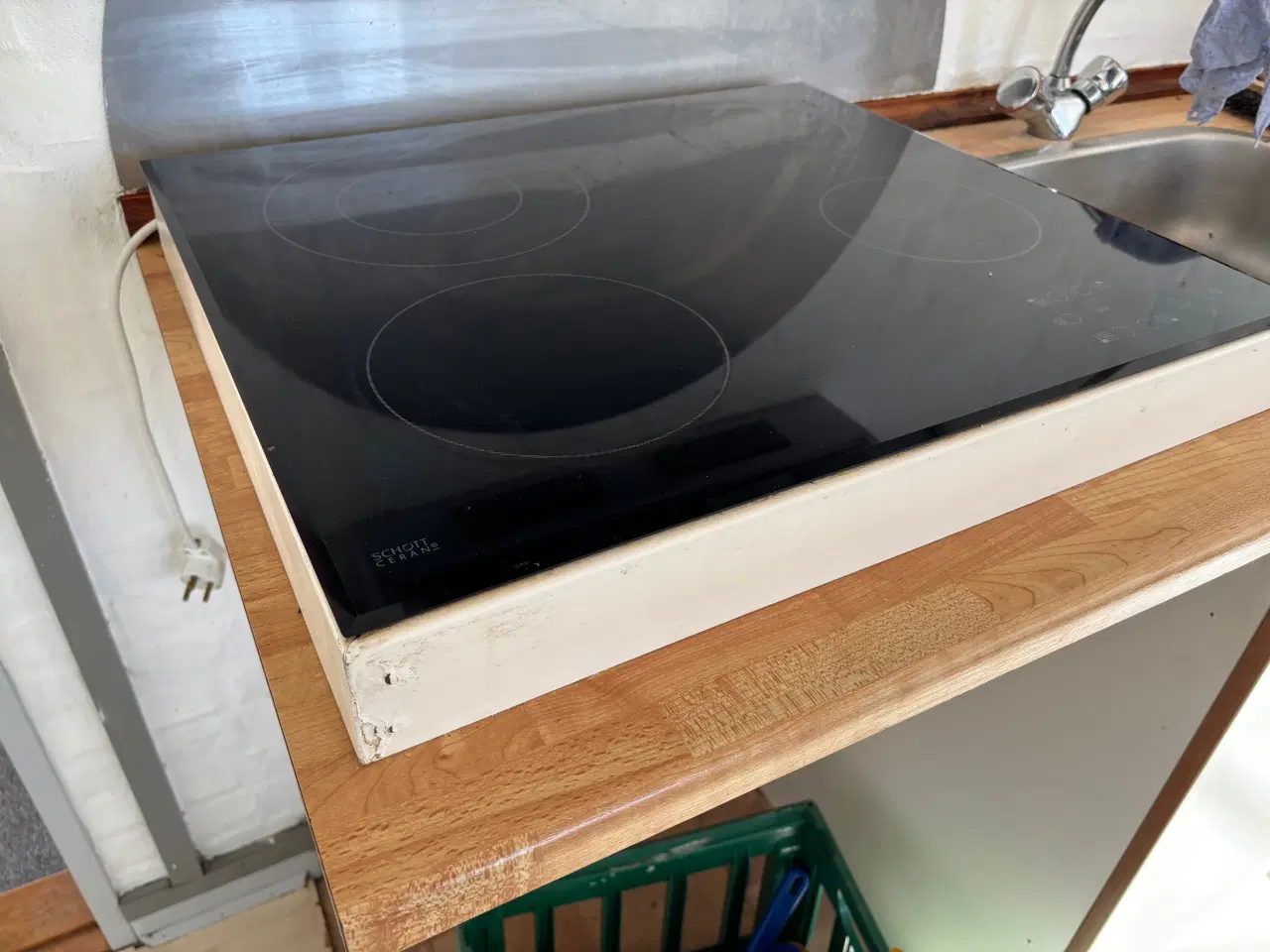 Billede 1 - Kogeø med 4 zoner, kan stå ovenpå bord, 220V