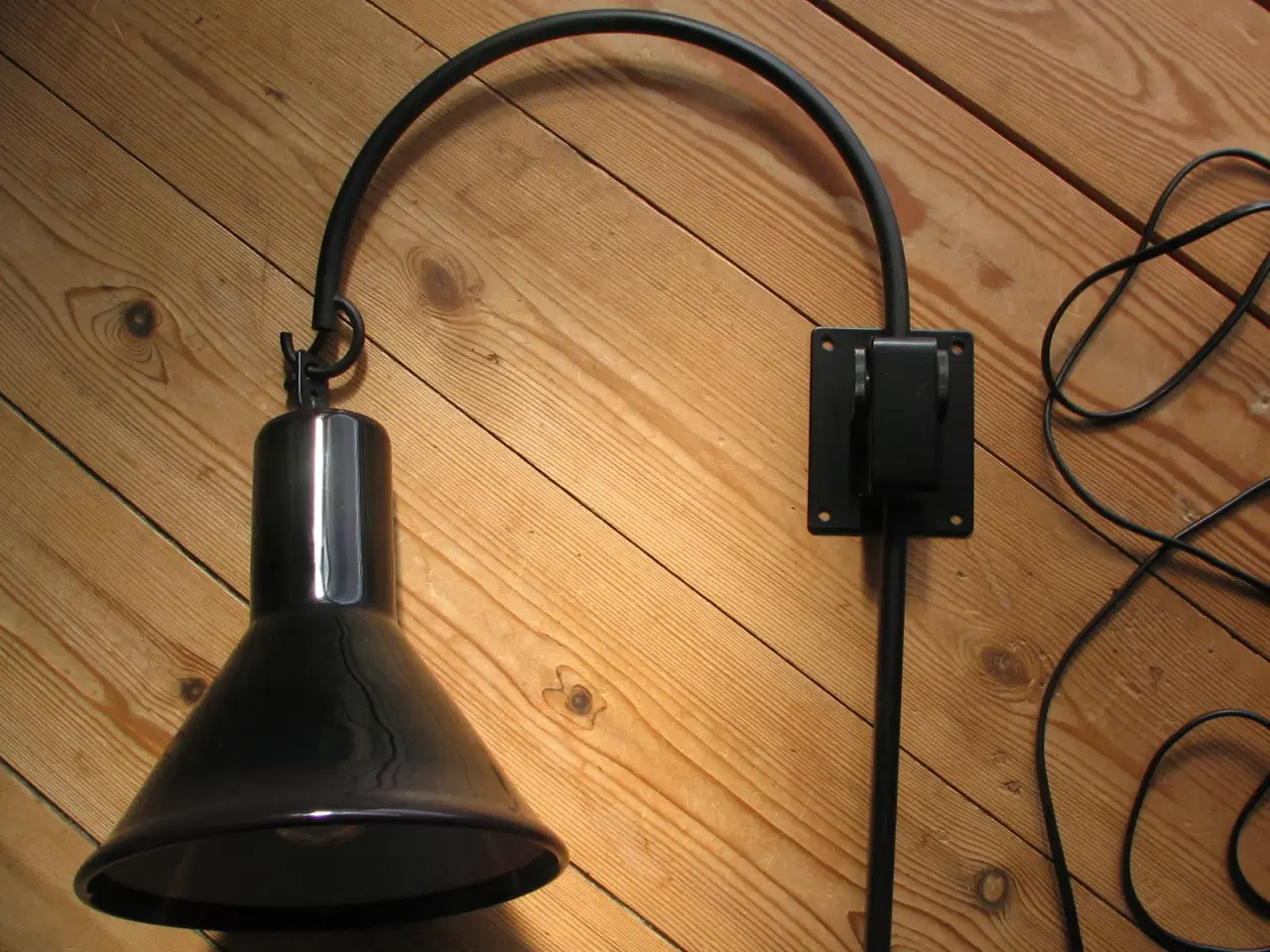 Billede 2 - Holmegaard sort P&T Mini Lampet