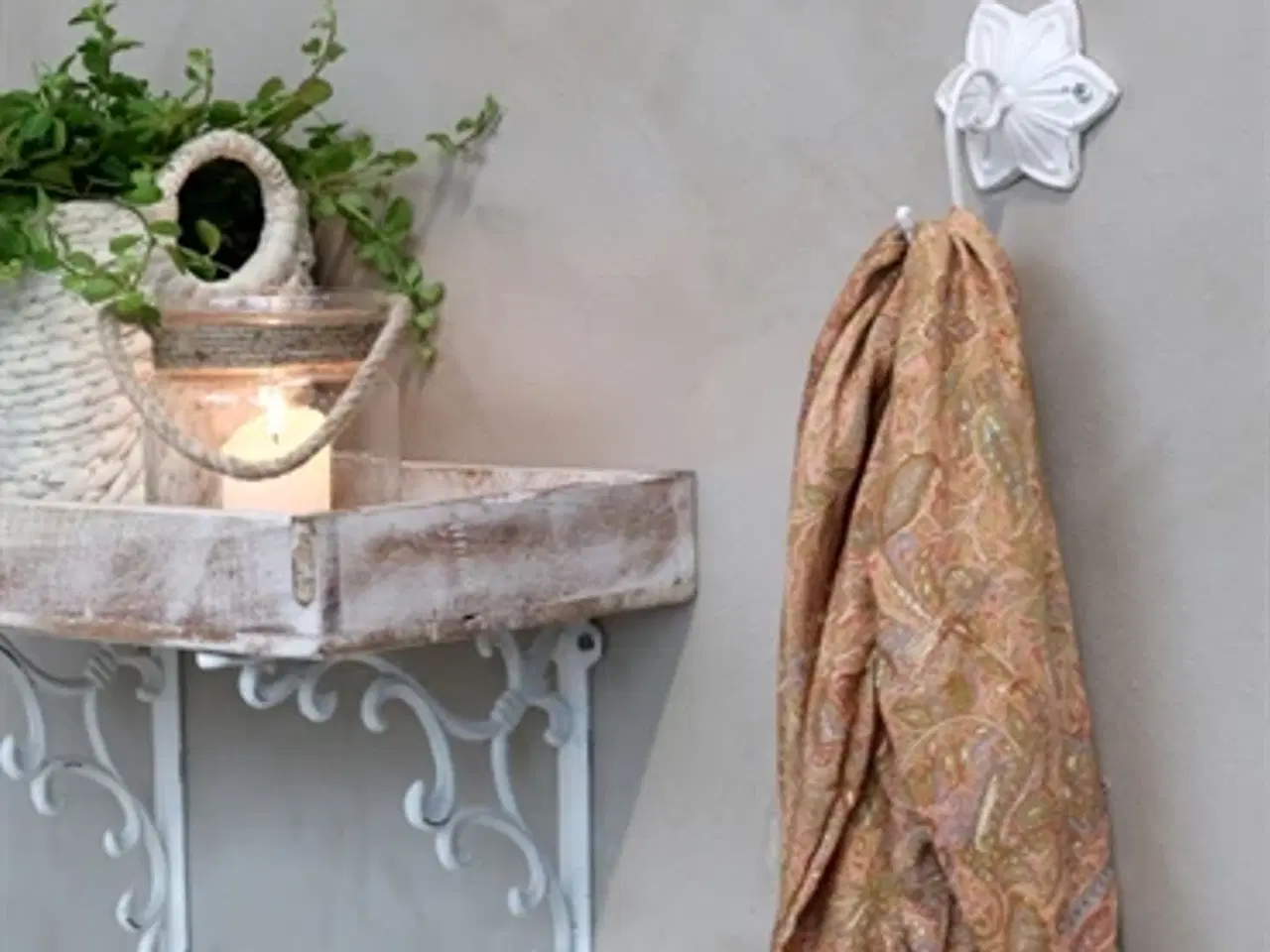 Billede 2 - Romantisk knage i antique creme