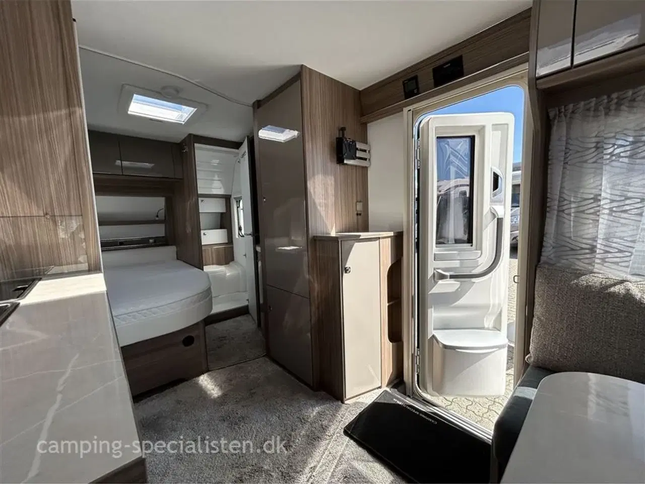 Billede 3 - 2023 - Fendt Tendenza 465 SFB   Fendt Tendenza 465 SFB model 2023 kan nu ses Hos Camping-Specialisten