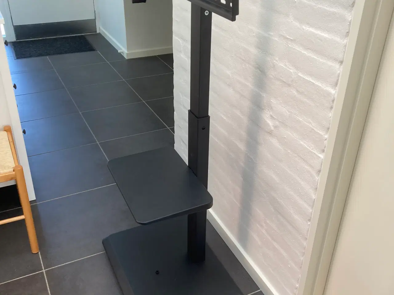 Billede 3 - TV gulvstativ for TV mellem 37” og 75”