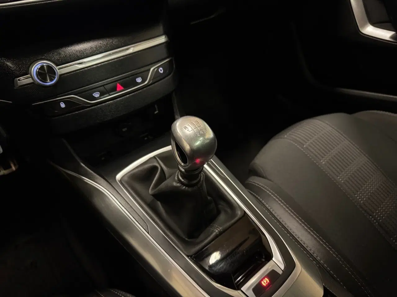 Billede 11 - Peugeot 308 1,6 BlueHDi 120 Allure Sky SW