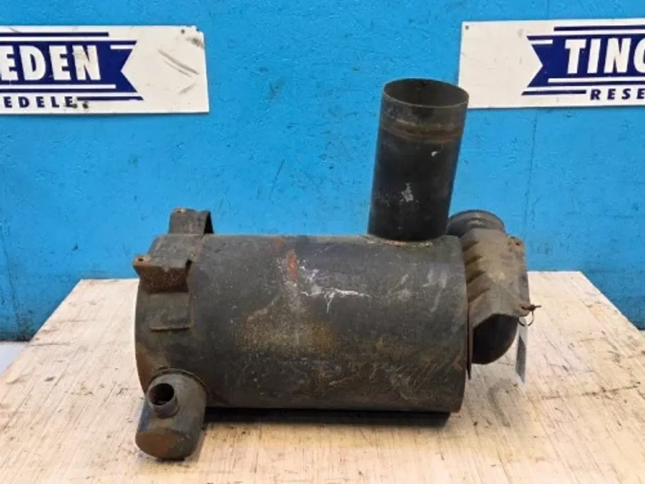 Billede 11 - Ford TW30 Luftfilterhus D8NN9600BC